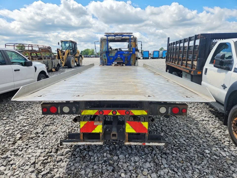 5PVNE8JP8F4S51142 — 2015 HINO 258/268 photo 6