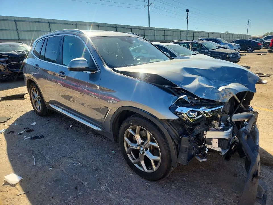 5UX43DP00P9S20328 — 2023 BMW X3 photo 4