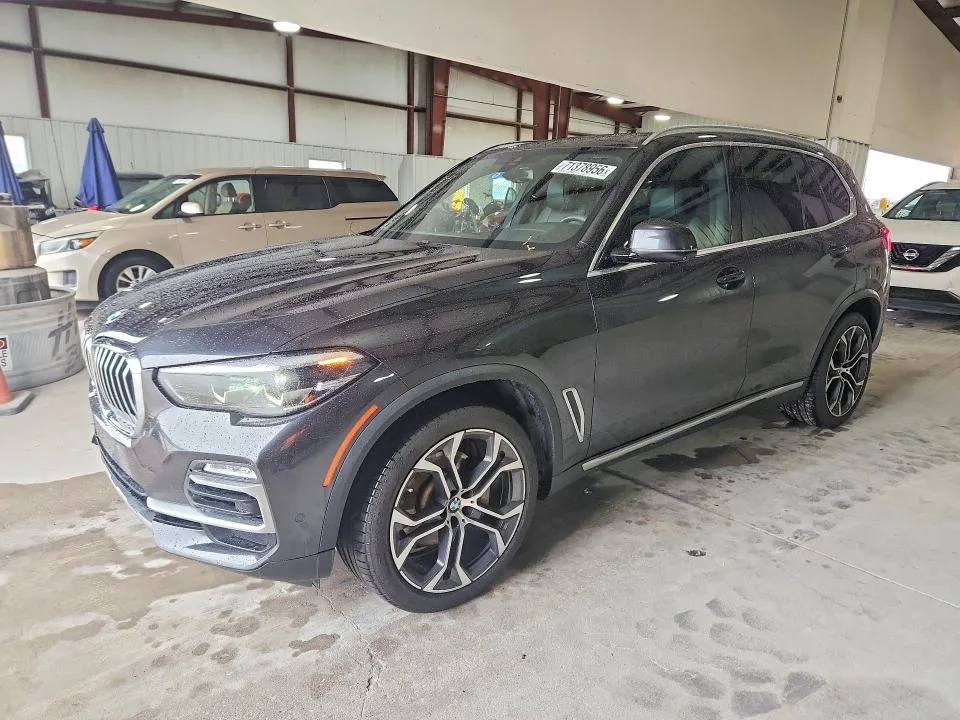 5UXCR4C07L9C43814 — 2020 BMW X5 photo 1