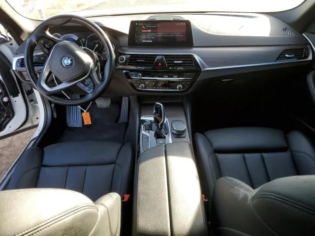 WBAJA9C58JB250523 — 2018 BMW 530e photo 8