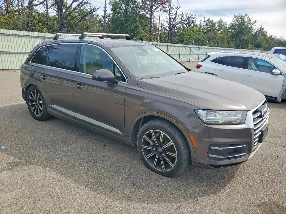 WA1LABF75HD058601 — 2017 AUDI Q7 photo 4