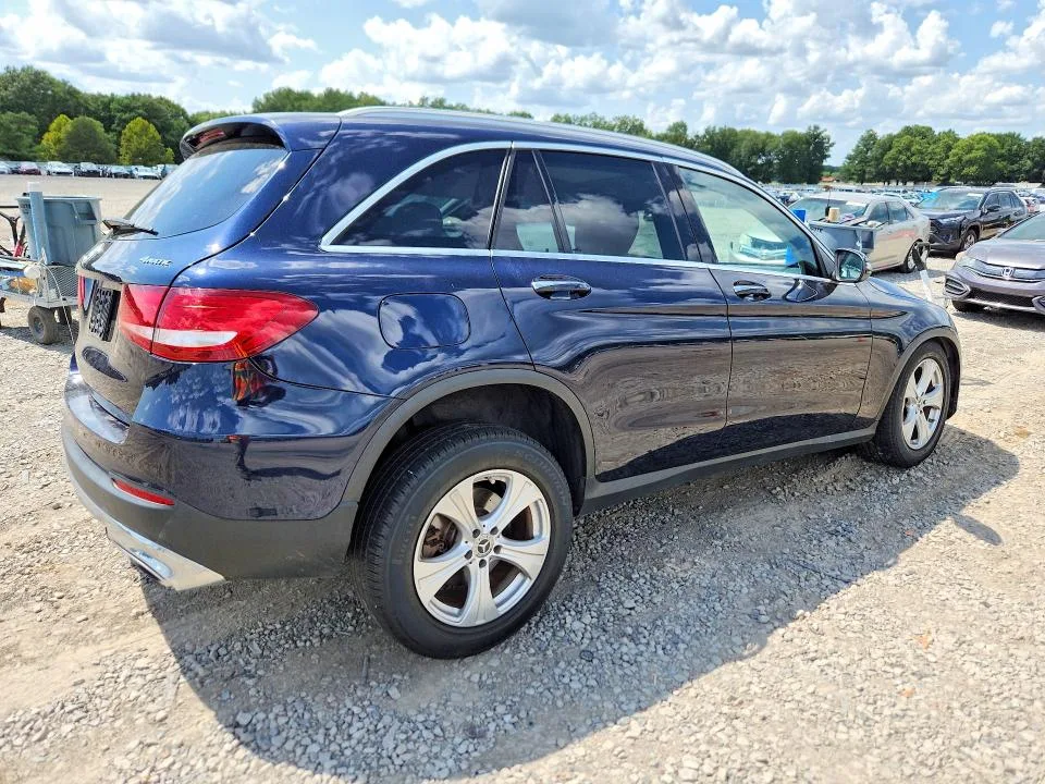 WDC0G4KB2HF221295 — 2017 MERCEDES-BENZ GLC photo 3