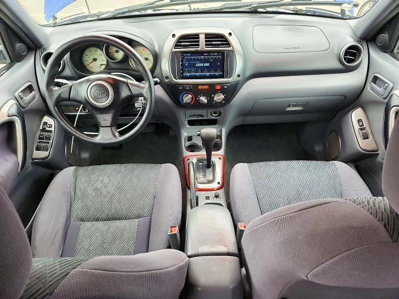 JTEHH20V330252294 — 2003 TOYOTA RAV4 photo 8