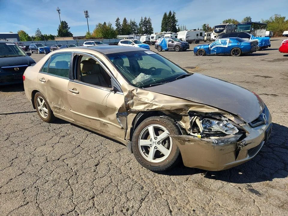 1HGCM56815A085638 — 2005 HONDA ACCORD photo 4