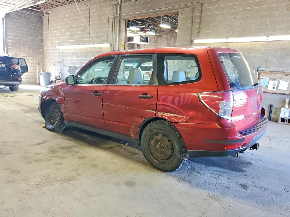 JF2SH6AC0AH730637 — 2010 SUBARU FORESTER photo 2