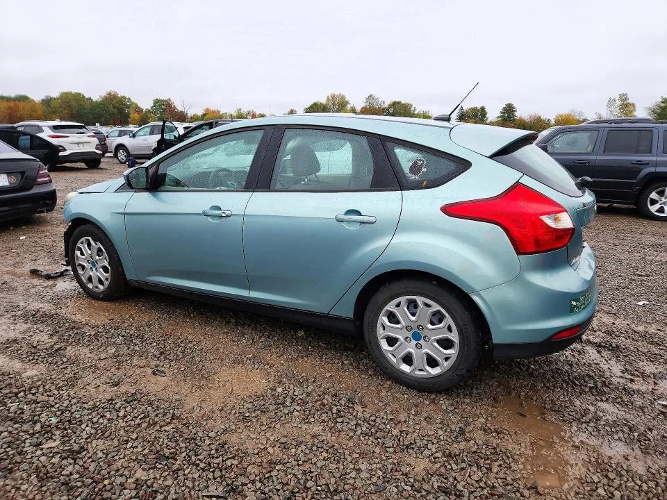 1FAHP3K2XCL213299 — 2012 FORD FOCUS photo 2