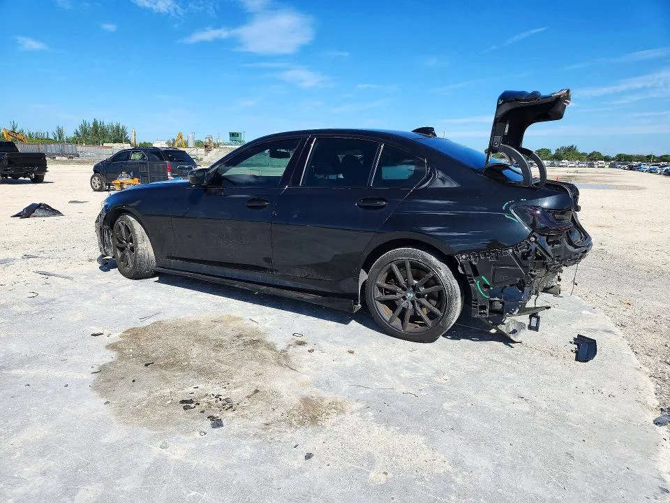 3MW5R1J00L8B29251 — 2020 BMW 330I photo 2
