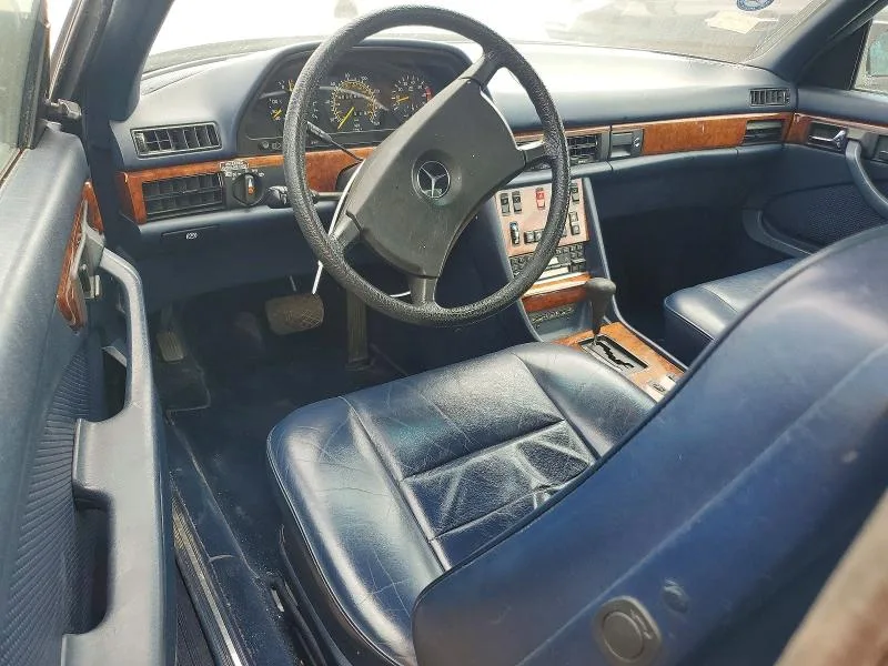 WDBCA43A5DB007024 — 1983 MERCEDES-BENZ 380 photo 8