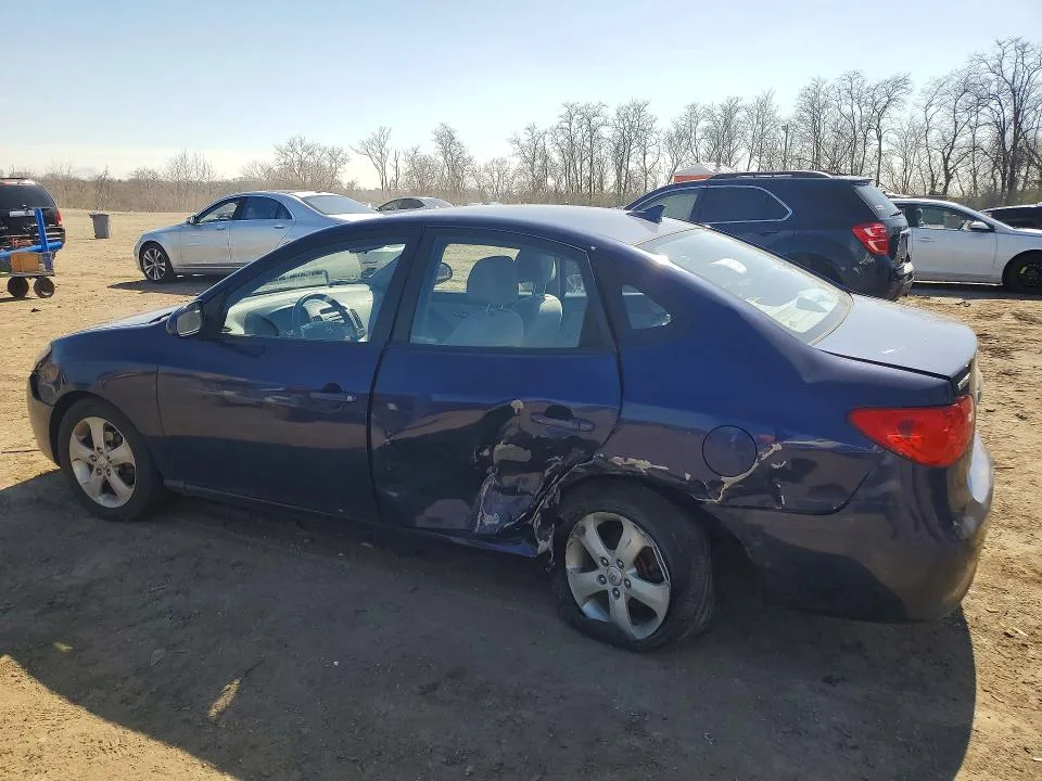 KMHDU4AD8AU175021 — 2010 HYUNDAI ELANTRA photo 2