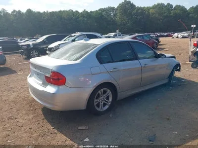 WBAVA37548NL54623 — 2008 BMW 328I photo 4