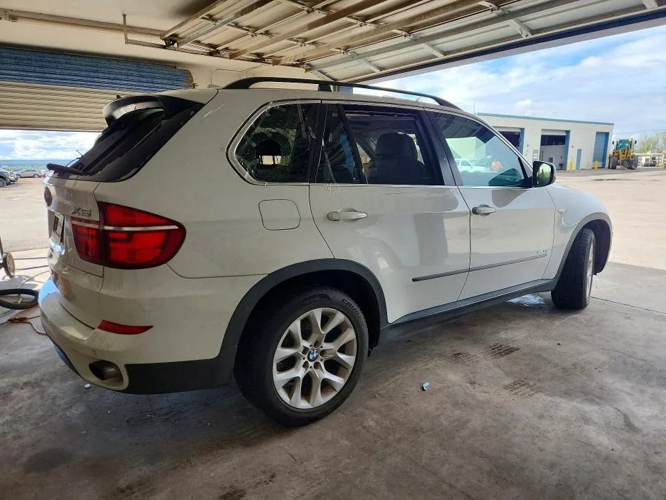 5UXZV4C59D0B06705 — 2013 BMW X5 photo 3