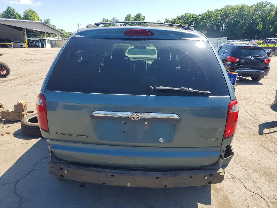 2A4GP54L36R796344 — 2006 CHRYSLER TOWN & COUNTRY photo 6