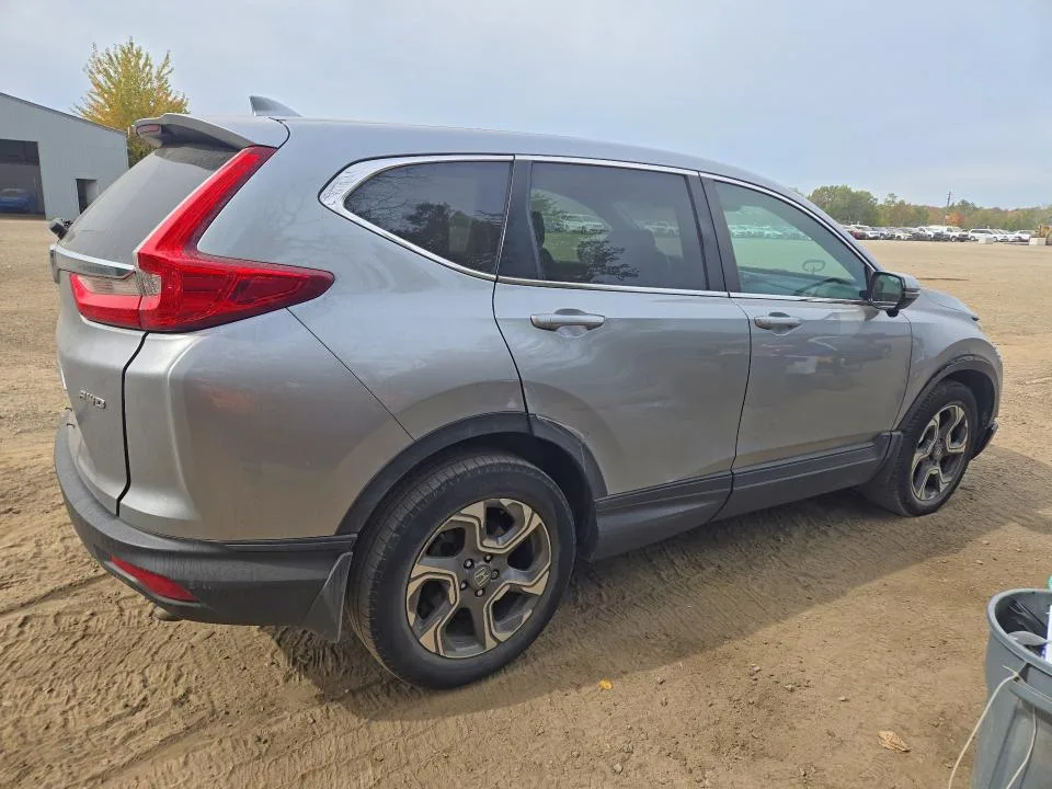 2HKRW2H89KH112720 — 2019 HONDA CR-V photo 3