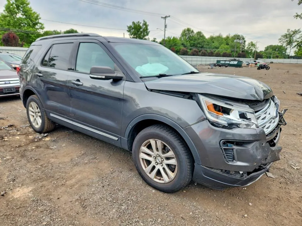 1FM5K8D83KGB46557 — 2019 FORD EXPLORER photo 4