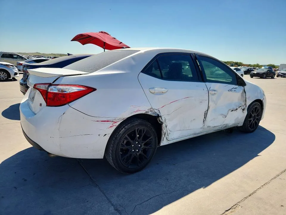 2T1BURHE4GC495076 — 2016 TOYOTA COROLLA photo 3