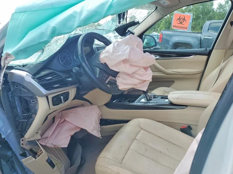 5UXKR0C53F0K70725 — 2015 BMW X5 photo 7