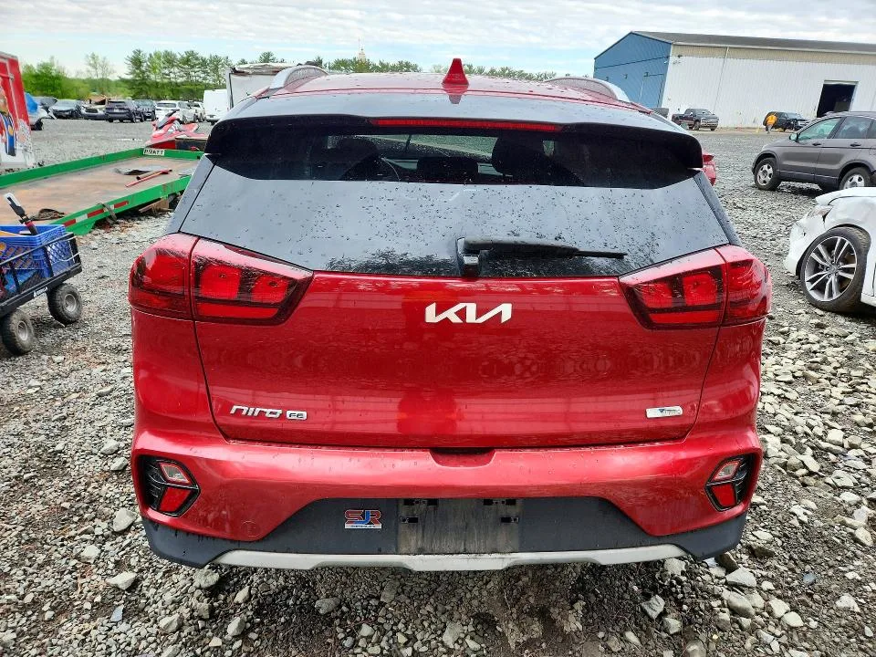 KNDCB3LC7N5509351 — 2022 KIA NIRO photo 6