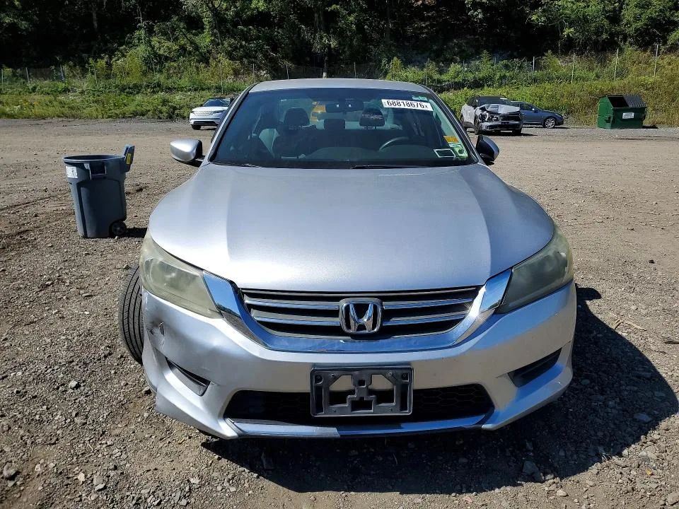 1HGCR2F3XDA022718 — 2013 HONDA ACCORD photo 5