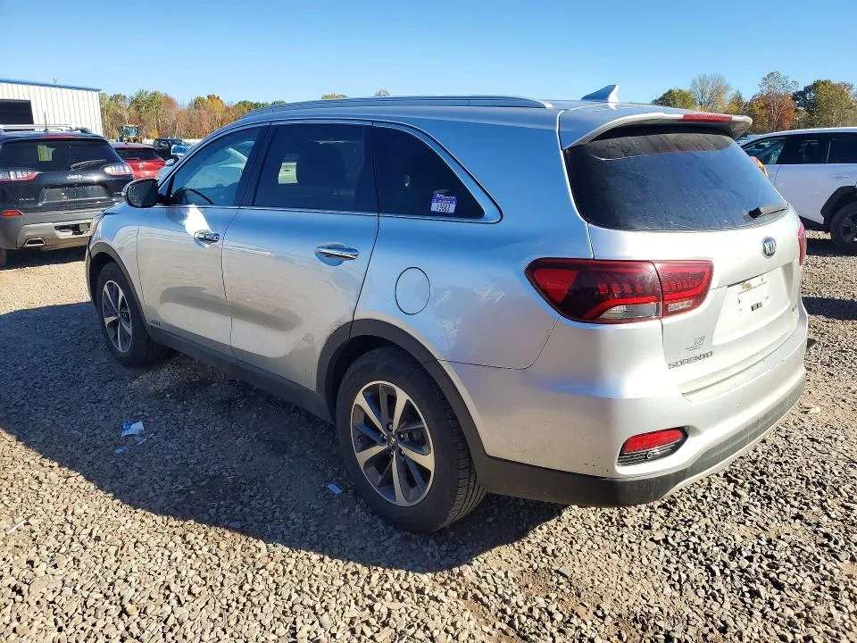 5XYPHDA53KG567793 — 2019 KIA SORENTO photo 2