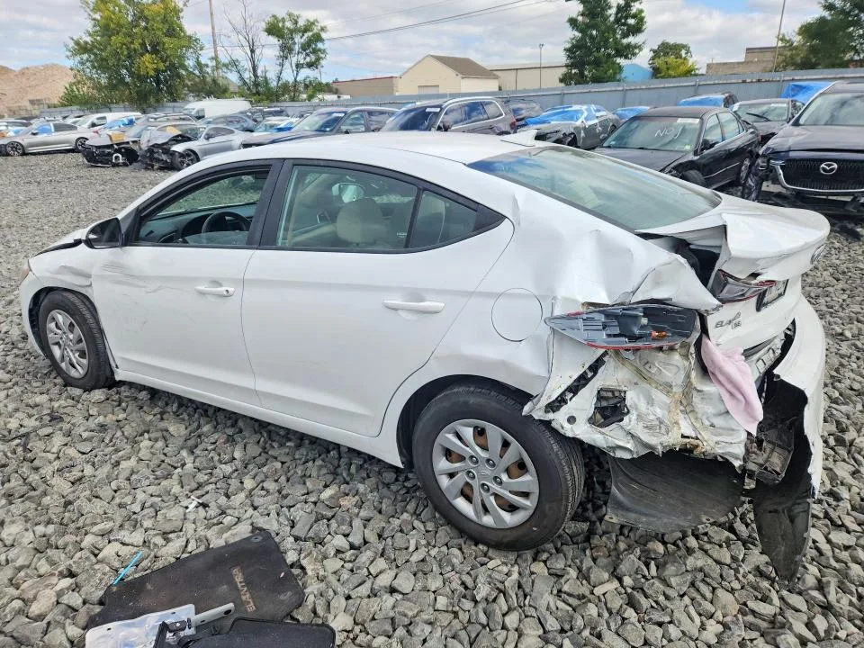 5NPD74LF5JH380493 — 2018 HYUNDAI ELANTRA photo 2
