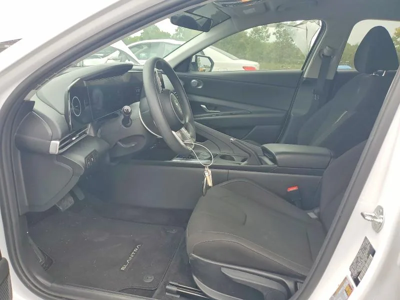 KMHLM4DG5RU759079 — 2024 HYUNDAI ELANTRA photo 7