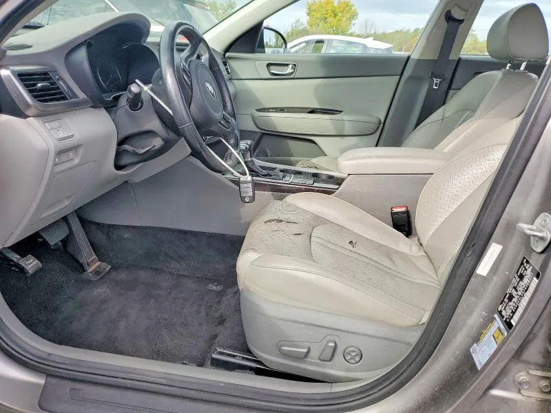 5XXGU4L34JG248297 — 2018 KIA OPTIMA photo 7