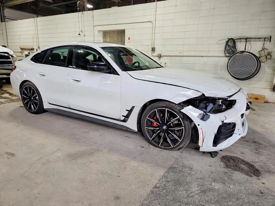 WBY43HD05SFT96362 — 2025 BMW I4 photo 4