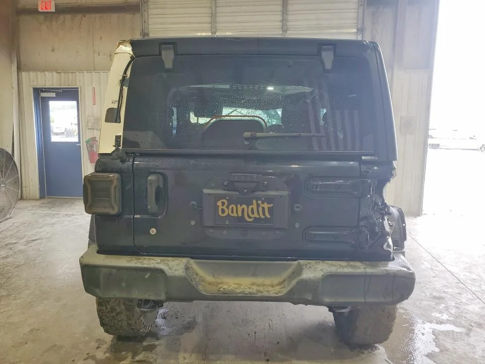 1C4GJXAG2JW307281 — 2018 JEEP WRANGLER photo 6