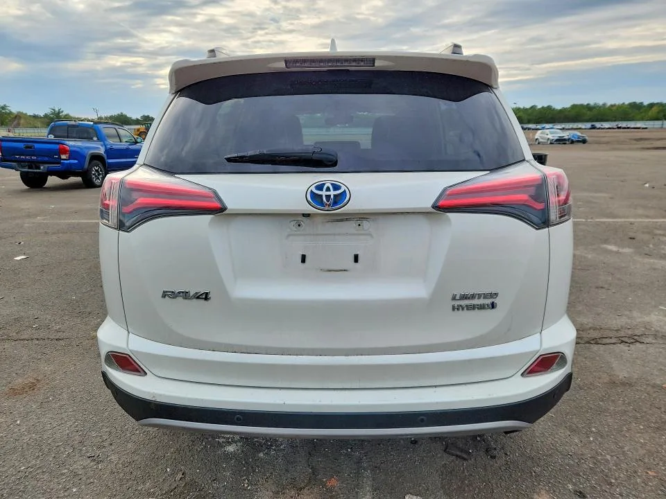 JTMDJREV8HD132631 — 2017 TOYOTA RAV4 HV photo 6