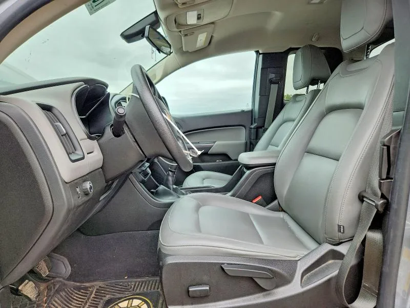 1GCHSBEA6K1104080 — 2019 CHEVROLET COLORADO photo 7