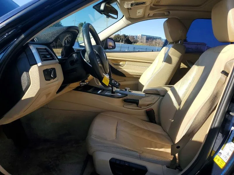 WBA3C1C56DF435705 — 2013 BMW 328 photo 7