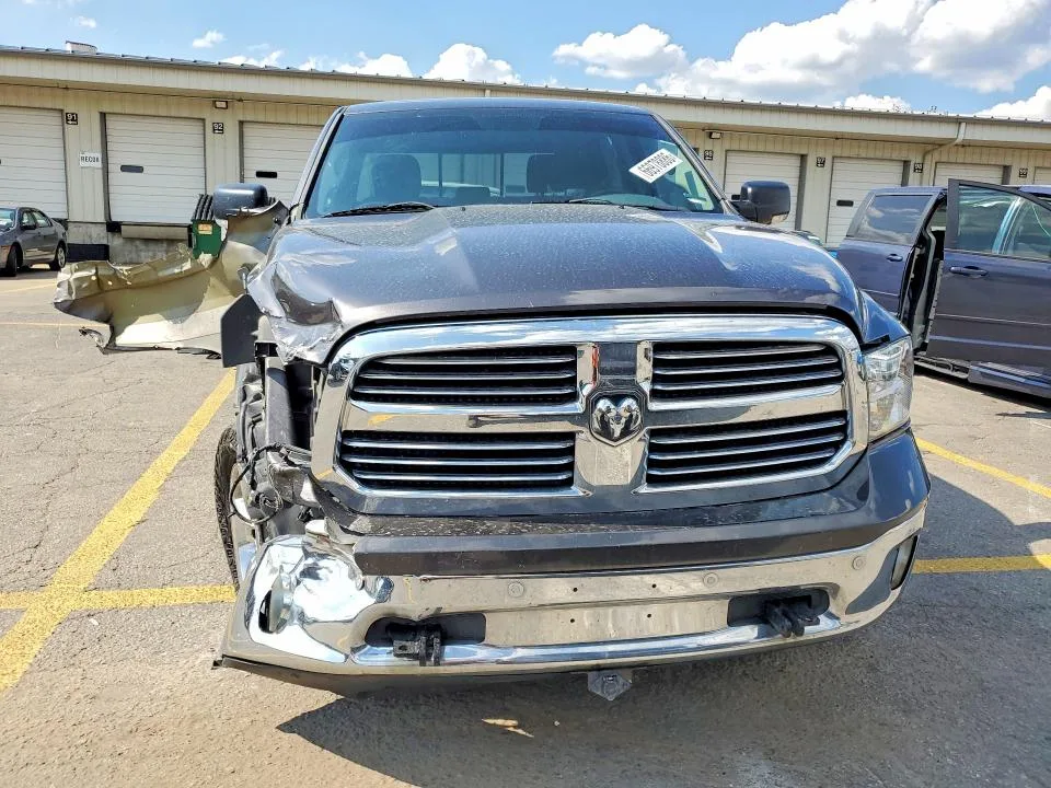 1C6RR7LT7FS525458 — 2015 RAM 1500 photo 5