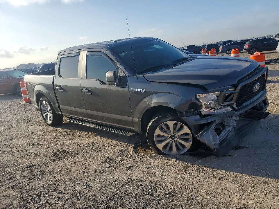 1FTEW1E56JKE13836 — 2018 FORD F150 photo 4