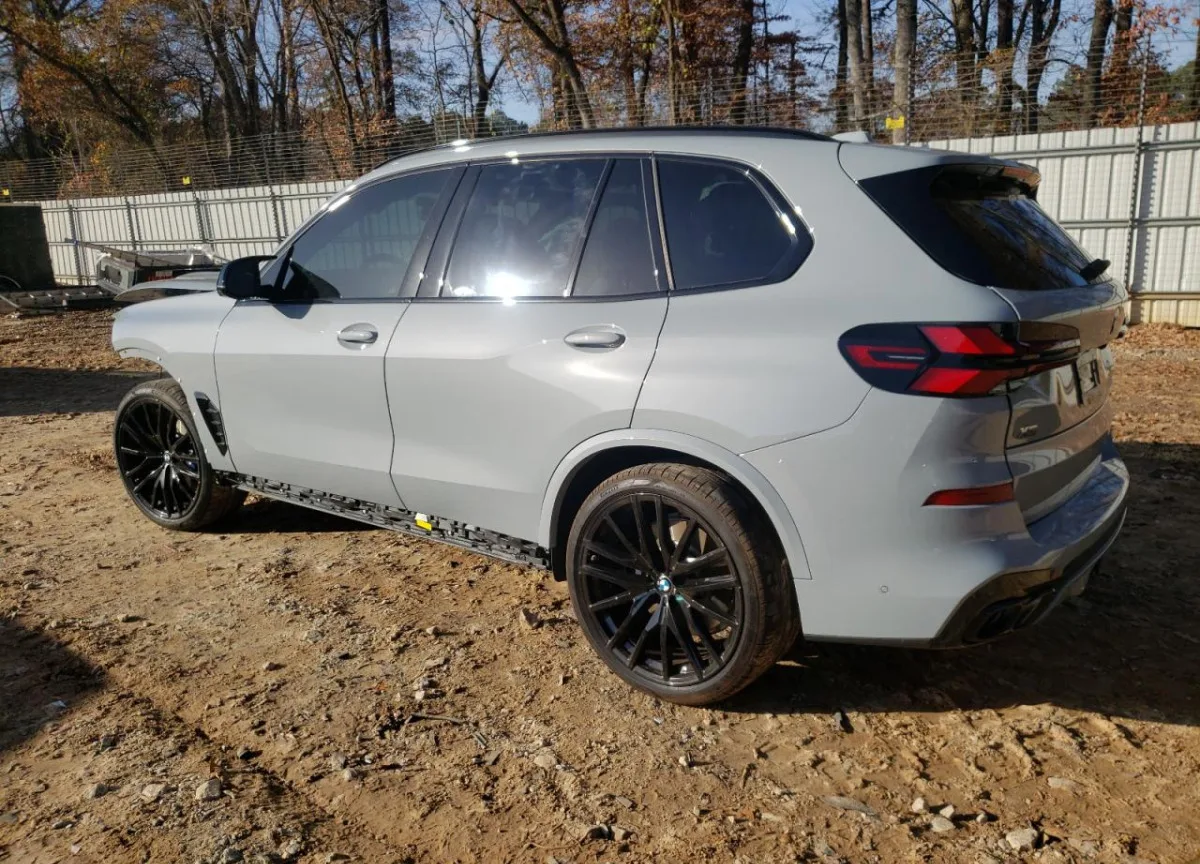 5UX33EU02S9W63434 — 2025 BMW X5