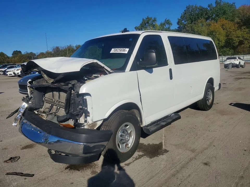 1GAZGMFG7J1261628 — 2018 CHEVROLET EXPRESS G3500