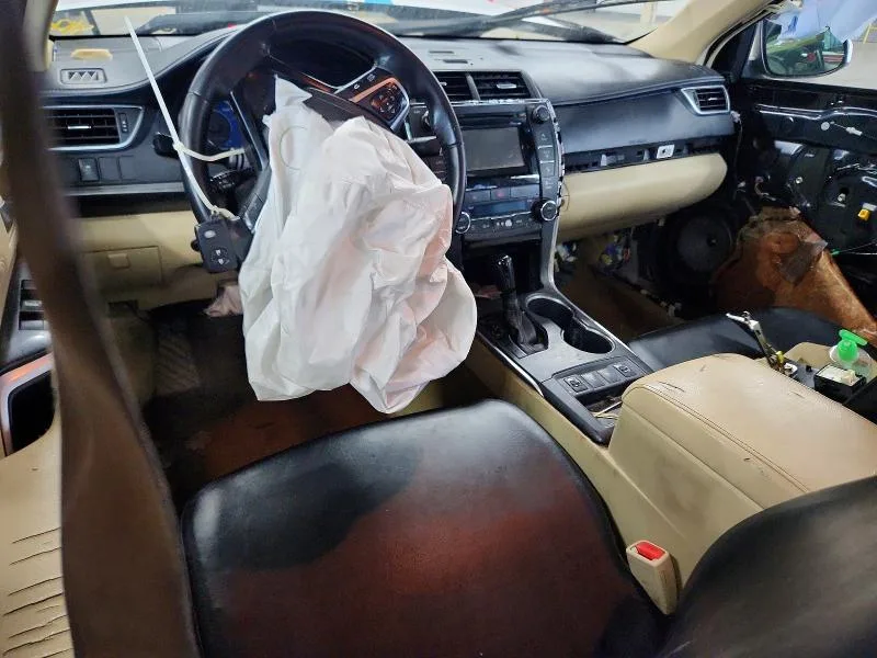 4T1BD1FK1FU172725 — 2015 TOYOTA CAMRY photo 8