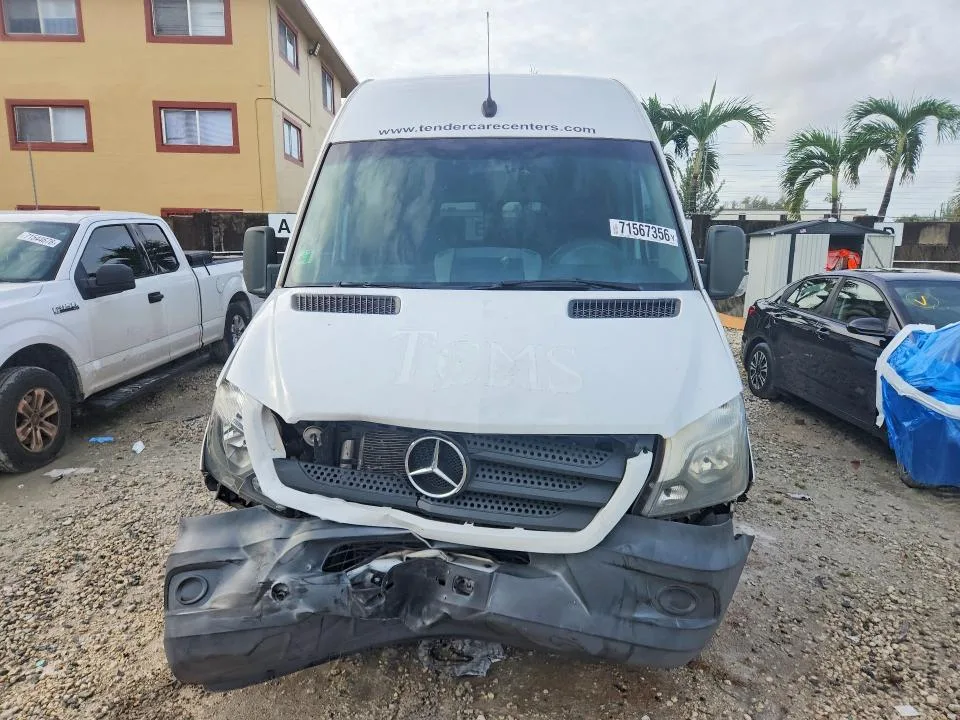 WDZPE8CD8JP618219 — 2018 MERCEDES-BENZ SPRINTER photo 5