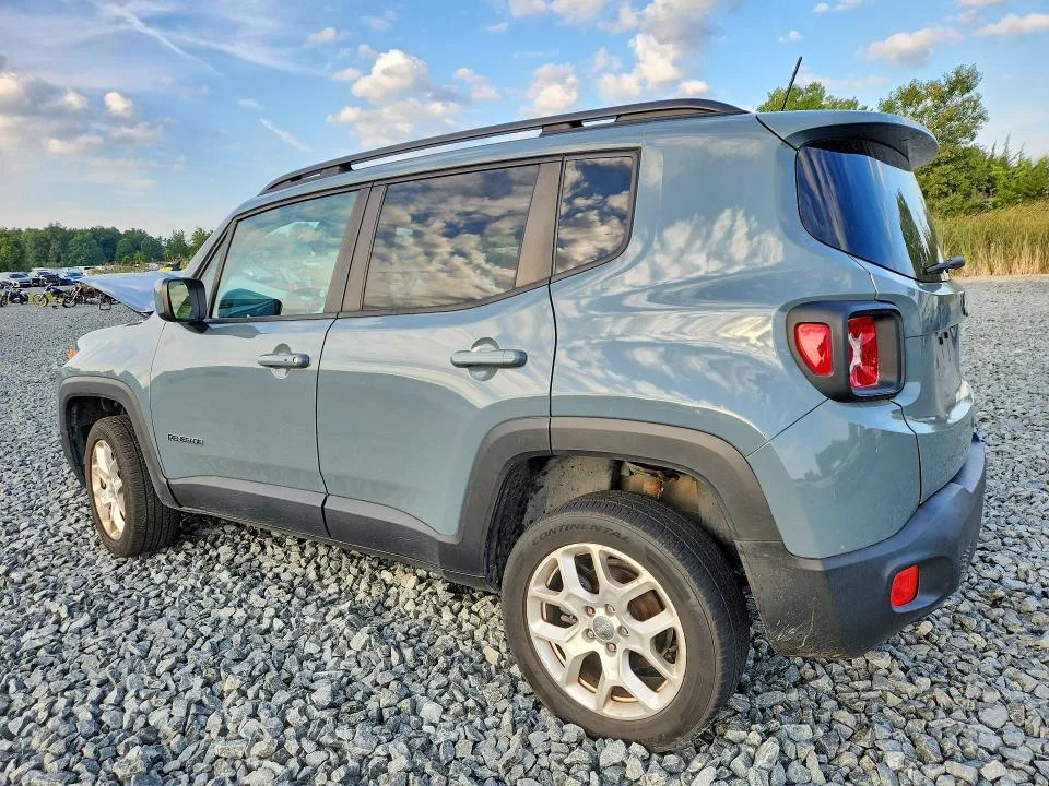 ZACCJBBB0JPJ54043 — 2018 JEEP RENEGADE photo 2