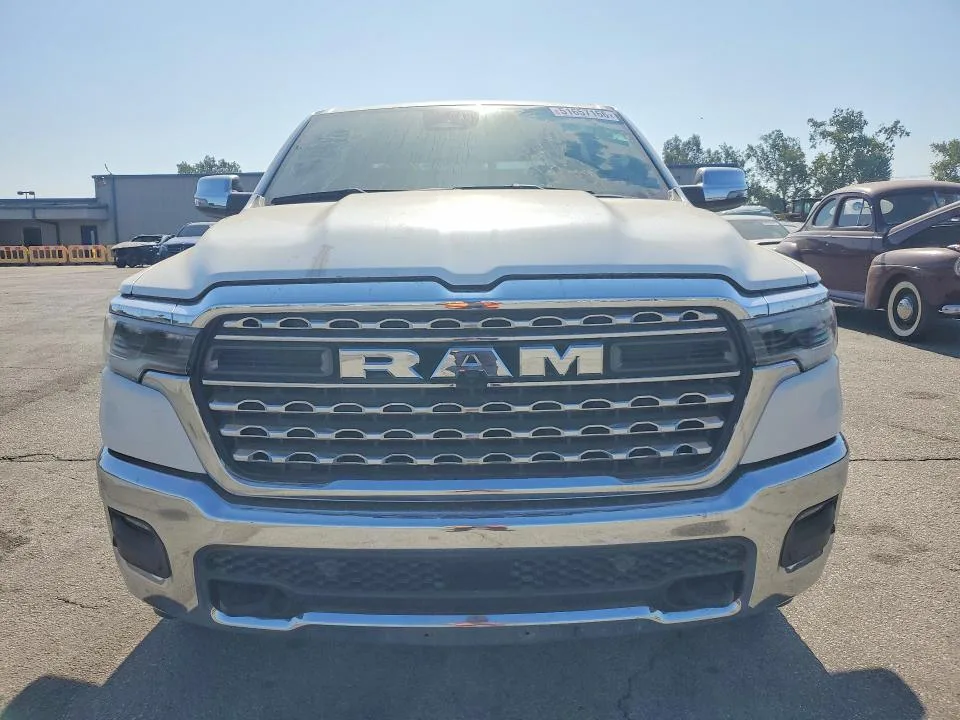 1C6SRFHP2SN582702 — 2025 RAM 1500 photo 5