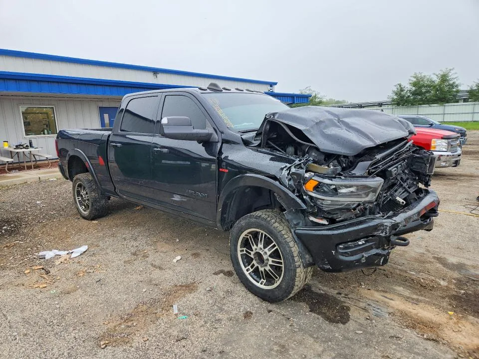 3C6UR5FL8KG545195 — 2019 RAM 2500 photo 4