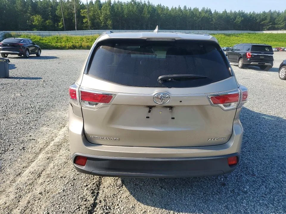 5TDJKRFH0ES011651 — 2014 TOYOTA HIGHLANDER photo 6