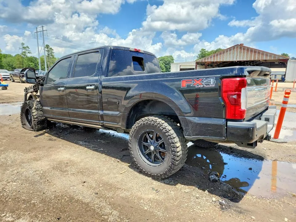 1FT7W2BT2HED24940 — 2017 FORD F250 photo 2