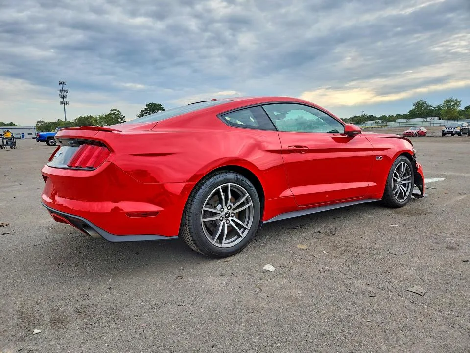 1FA6P8CF8F5406324 — 2015 FORD MUSTANG photo 3
