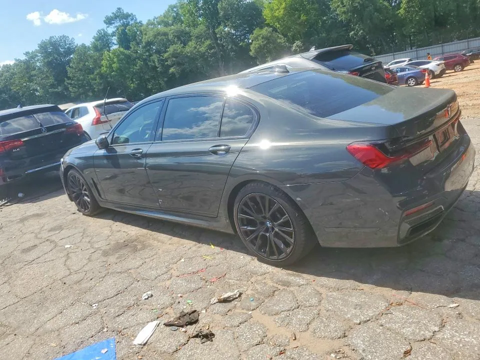 WBA7U2C05NCH45150 — 2022 BMW 750 photo 2