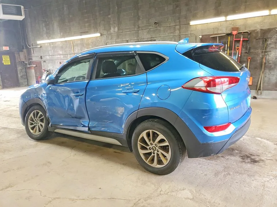 KM8J3CA40JU703795 — 2018 HYUNDAI TUCSON photo 2