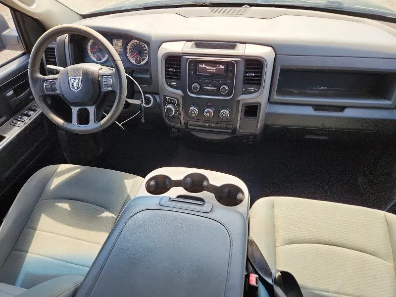 1C6RR6FG5KS630504 — 2019 RAM 1500 CLASSIC photo 8