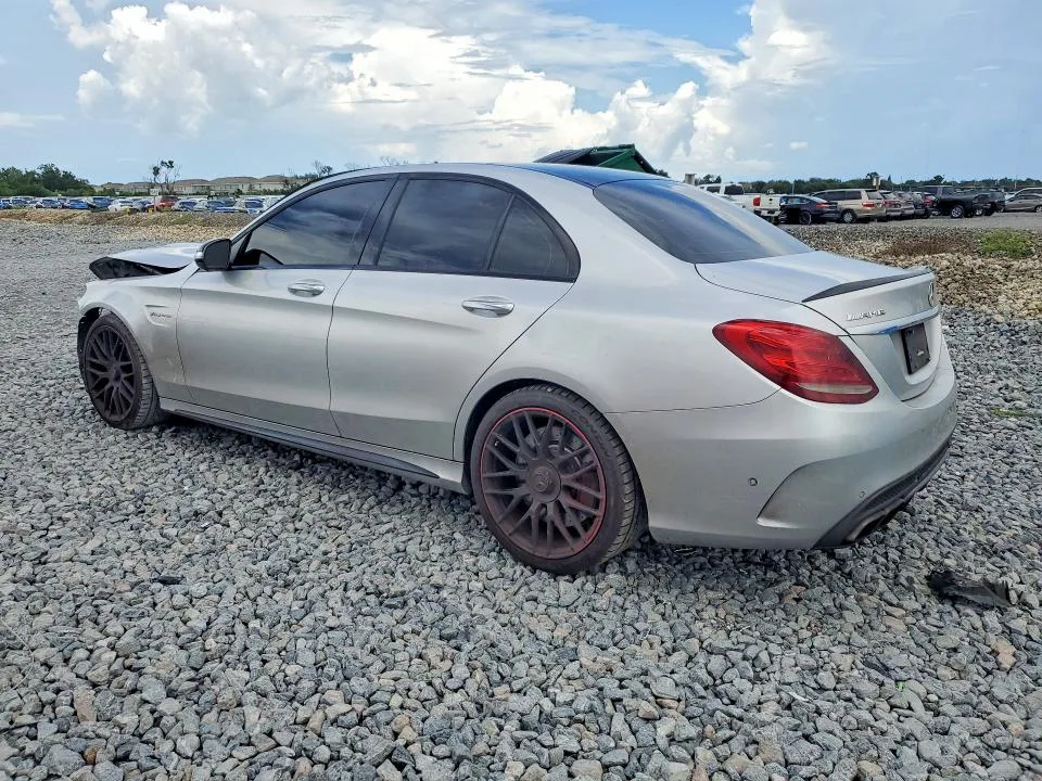 55SWF8HBXFU066173 — 2015 MERCEDES-BENZ C photo 2
