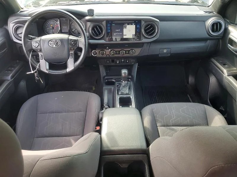 3TMDZ5BN1KM068031 — 2019 TOYOTA TACOMA photo 8