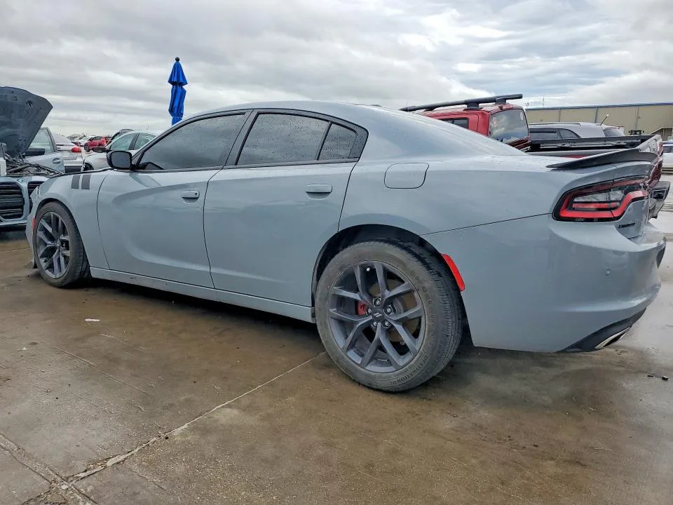 WBA4J3C55JBL04063 — 2021 DODGE CHARGER photo 2