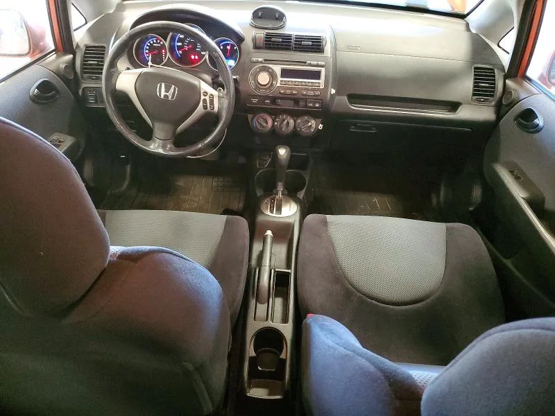 JHMGD38667S067082 — 2007 HONDA FIT photo 8
